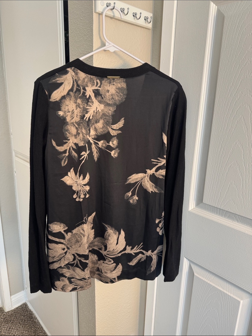 Donna Karan Black Long-Sleeve Top with Cream Floral Back Panel